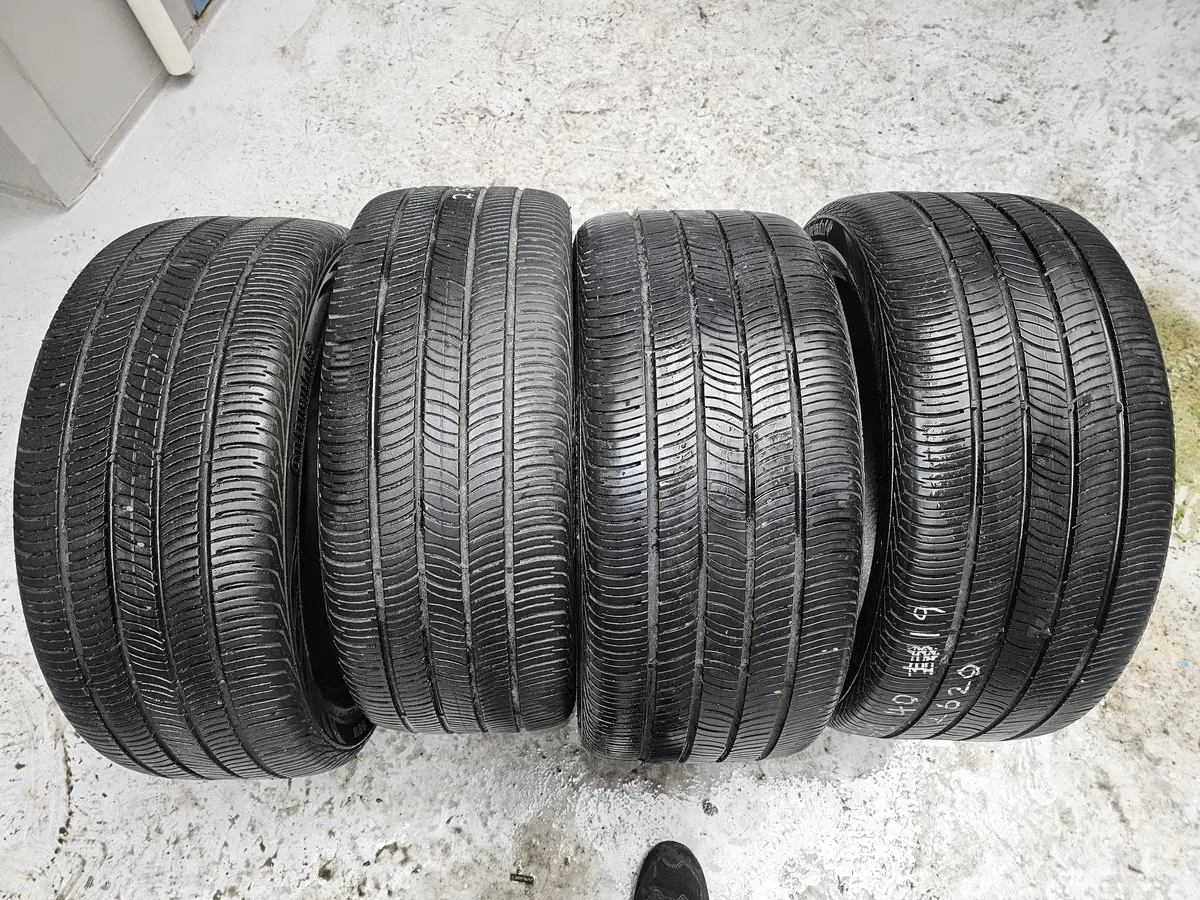 245/45R19, 275/40R19  제네시스, EQ900 순정타이어